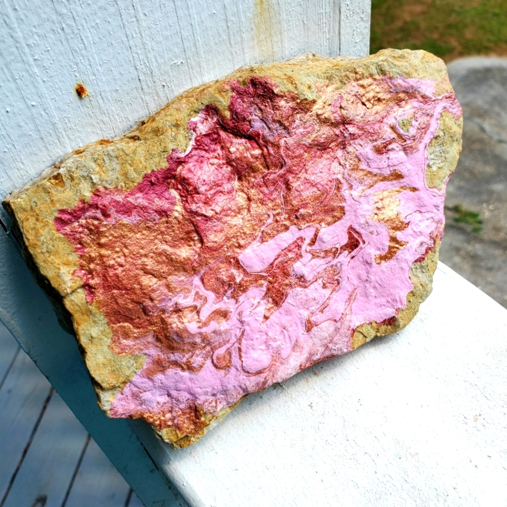 🙏 HAND CRAFTED Rock art acrylic pour pink copper mauve